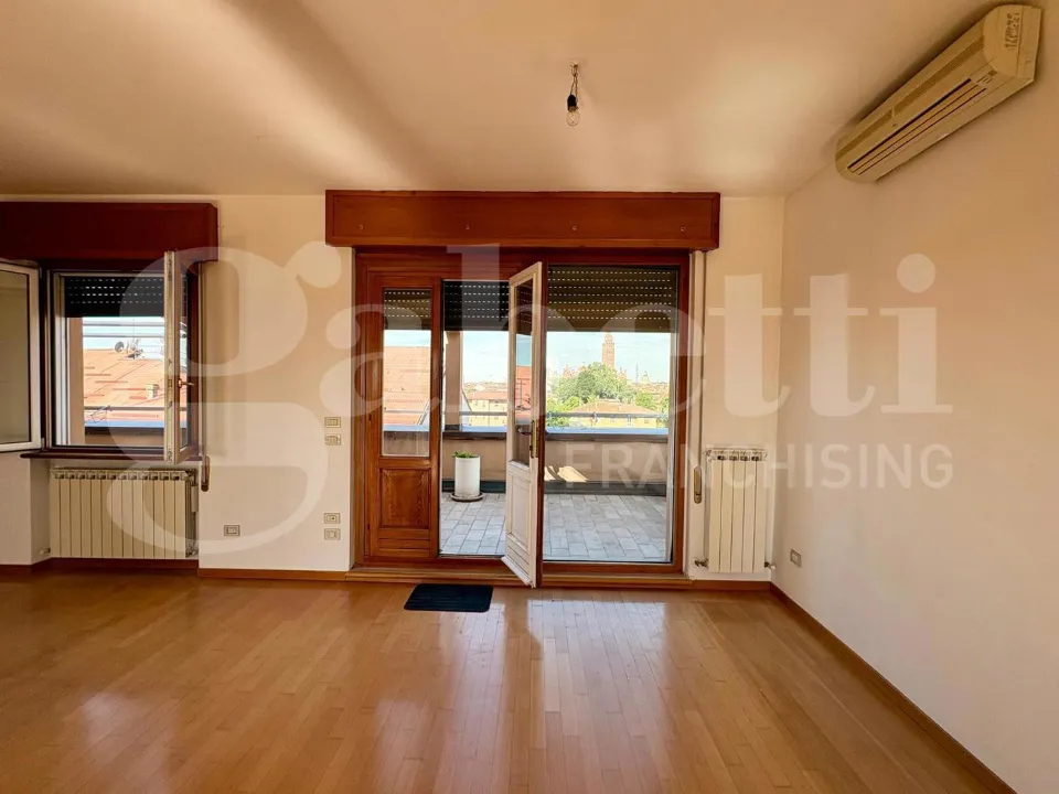 Elutuba - Apartment with City View in Cremona