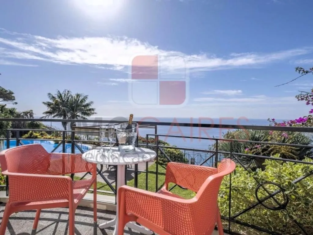 Terrasse - Luxury Villa with Panoramic Views in Funchal