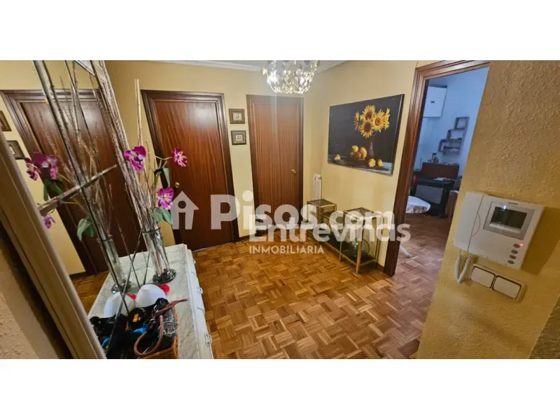 Esik - Apartment with 4 Terraces in Calahorra Centre