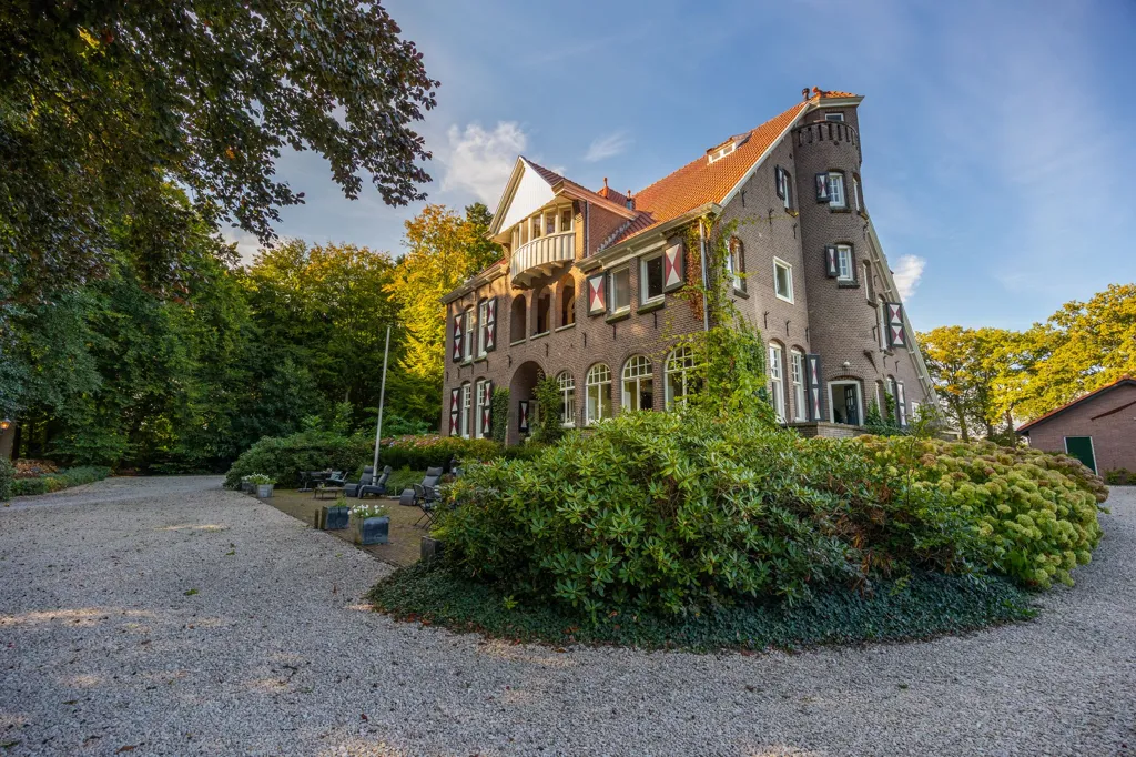 Extérieur - Historic Villa with Garden in Almen