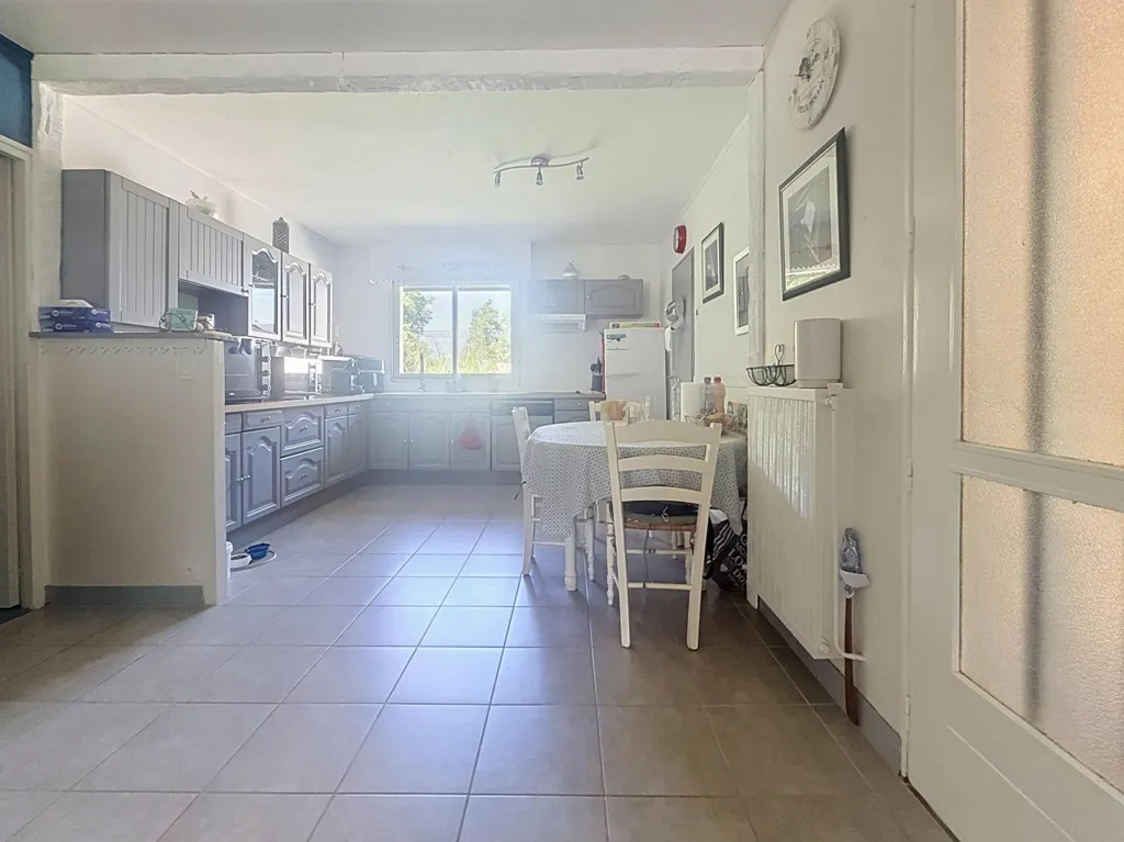 Cuisine - Maison avec Jardin et Véranda à Ligné