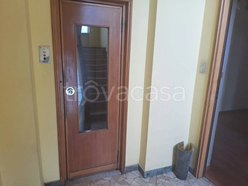 Hallway - Bright Trilocale with Balcony in Torino
