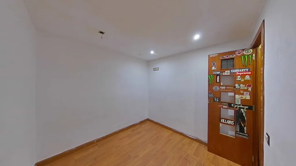Pièces - Apartment with Central Location in El Raval, Barcelona