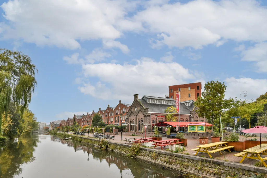 Double Upper-Floor Apartment with Balcony in Watergraafsmeer