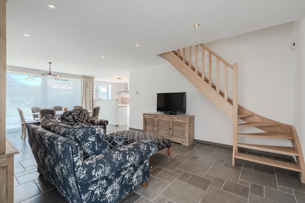 Soggiorno - Energy Efficient House with Garden in Saint-Jean