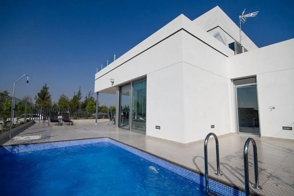 Piscina - Luxury Villa with Pool in Dolores, Valencia