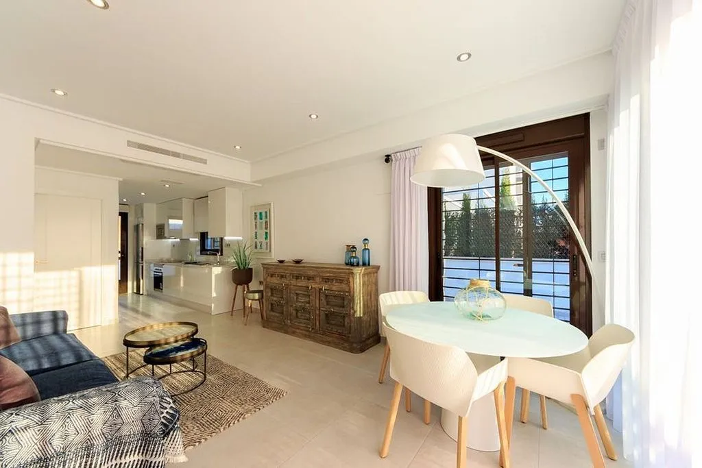 Elutuba - Residential Complex with Private Pool in Pilar de la Horadada