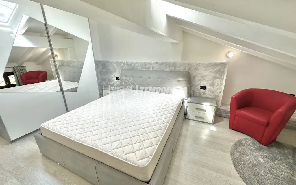 Chambres - Rustic Trilocale with Balcony in Busto Arsizio