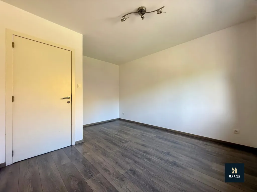 Toad - Ground Floor Flat with Parking near Andenne