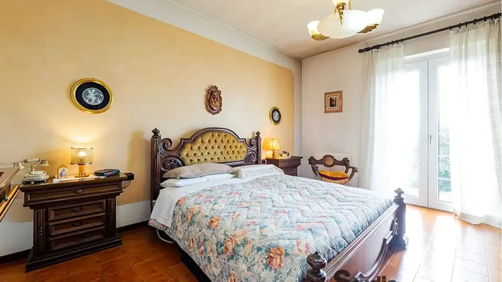 Chambres - Luxury Villa with Panoramic View in Ello