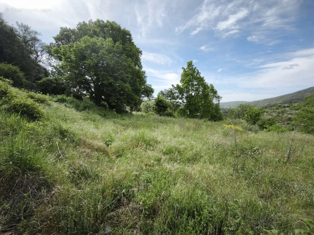 Aed - Constructible Plot with Panoramic View near Village