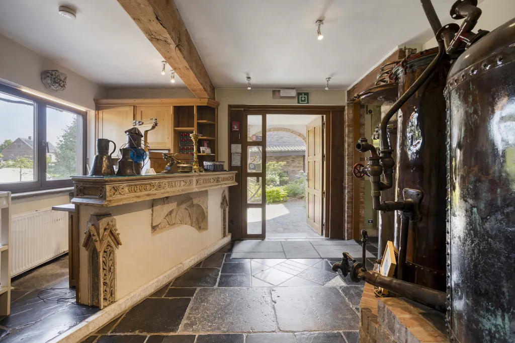 Esik - Holiday Home with Sauna in Oudenburg