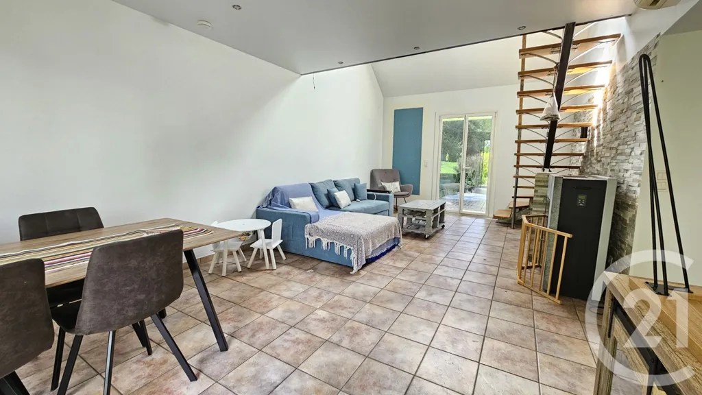 Séjour - Maison avec Piscine à Mamirolle