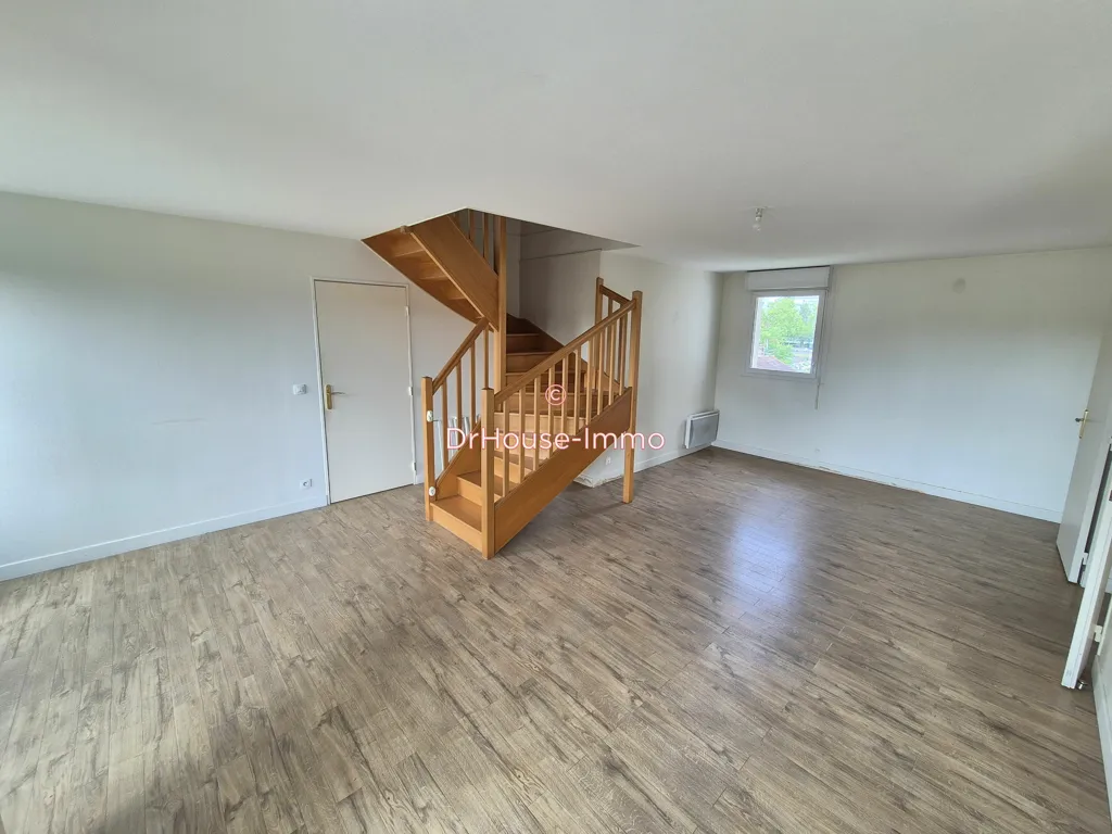 Pièces - Appartement Duplex avec Terrasse en Centre-Ville