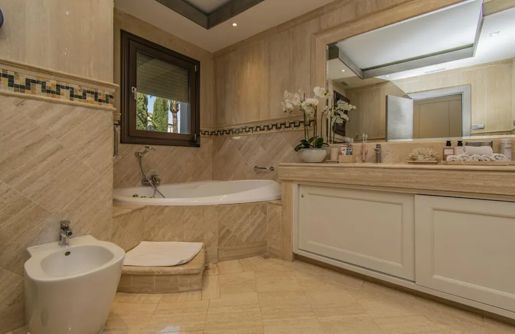 Vannitoad - Luxury Apartment with Sea Views in Marbella