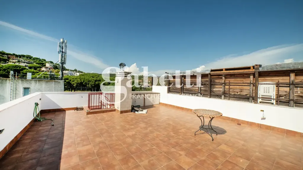 Terrazza - Panoramic Sea View Apartment in Santa Marinella