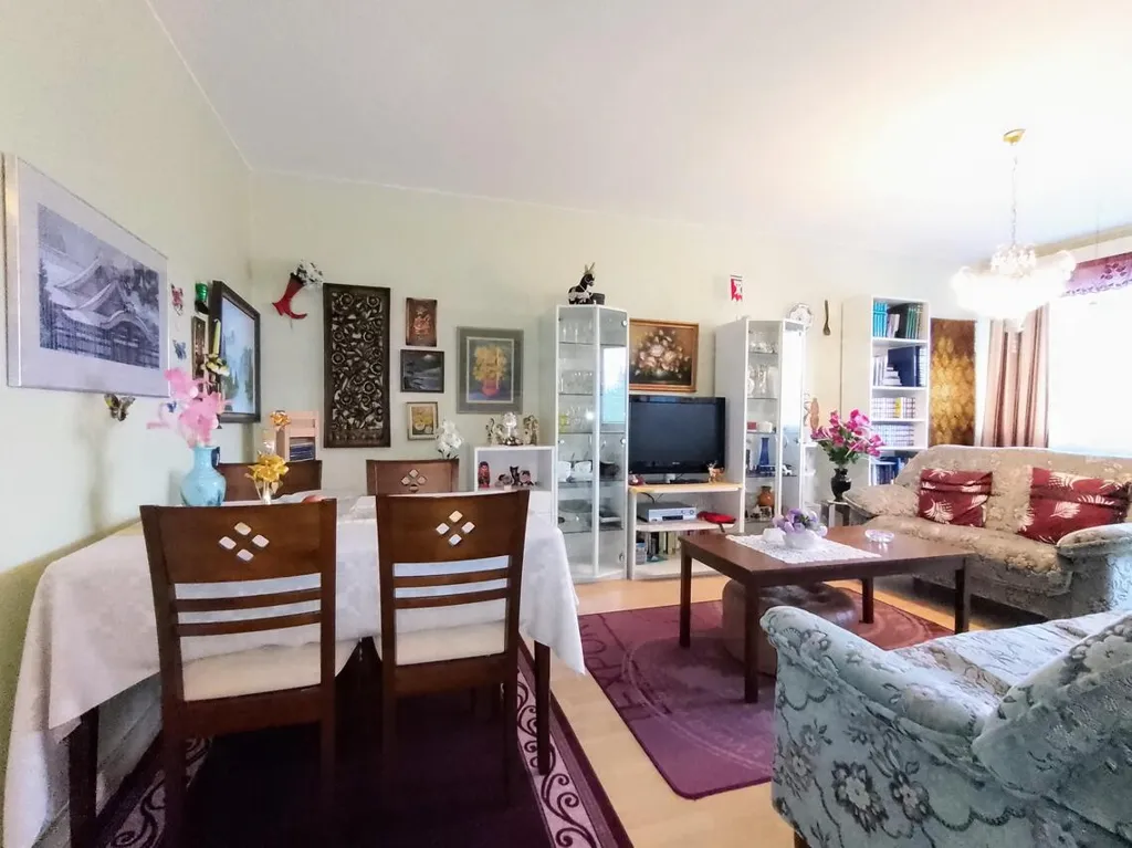 Séjour - Upper Floor Flat with Balcony in Pieksämäki Centre
