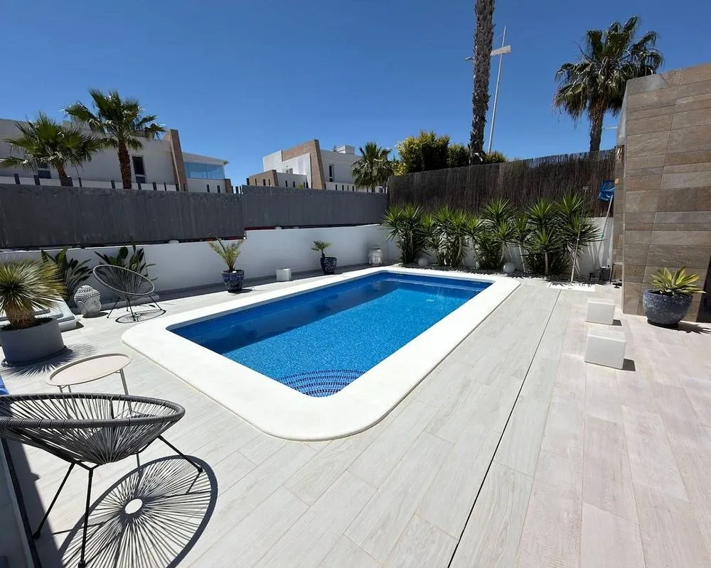 Bassein - 3-Bedroom House with Pool in Algorfa
