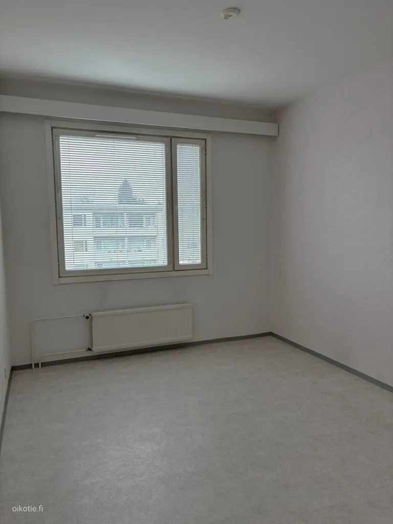 Pièces - Spacious Apartment with Balcony in Kokkola