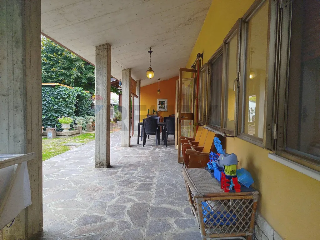 Terrass - Bifamily Villa with Garden in Medolla