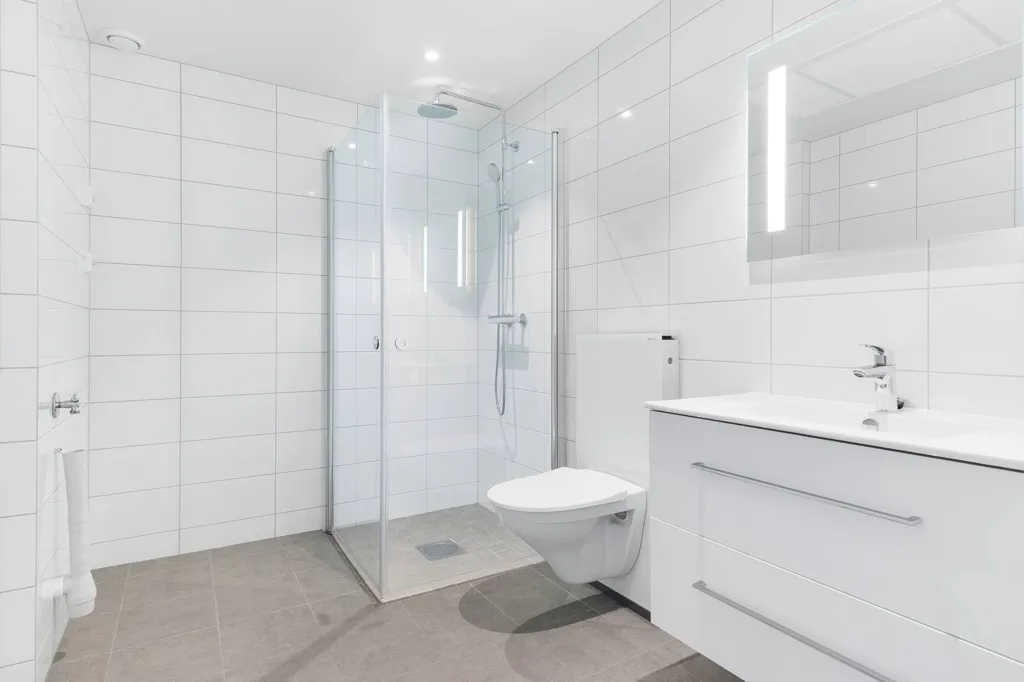 Salles de bain - Apartment with Balcony in Jørpeland Centre