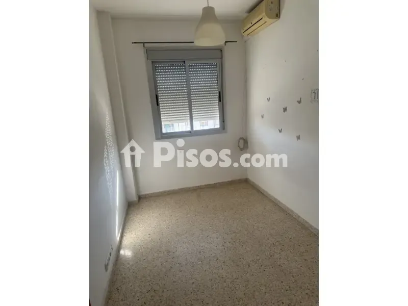 Pièces - Apartment with Parking in Avenida de la Paz, Sevilla