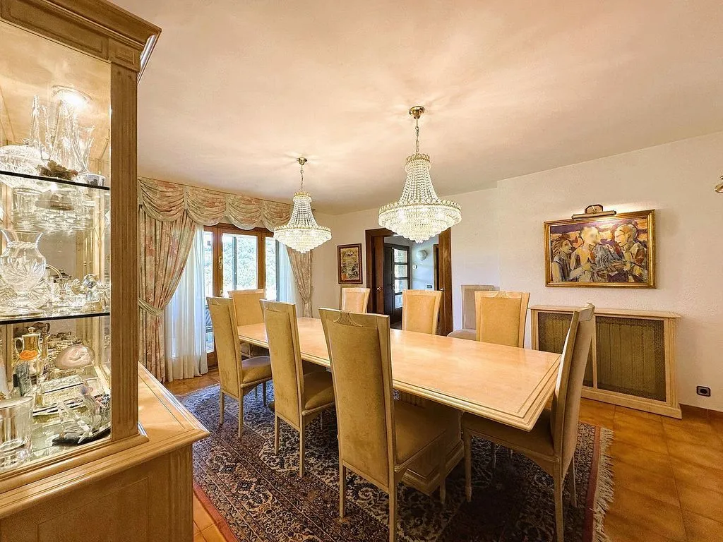 Salle à manger - Luxury House with Panoramic Views in Arenys de Munt