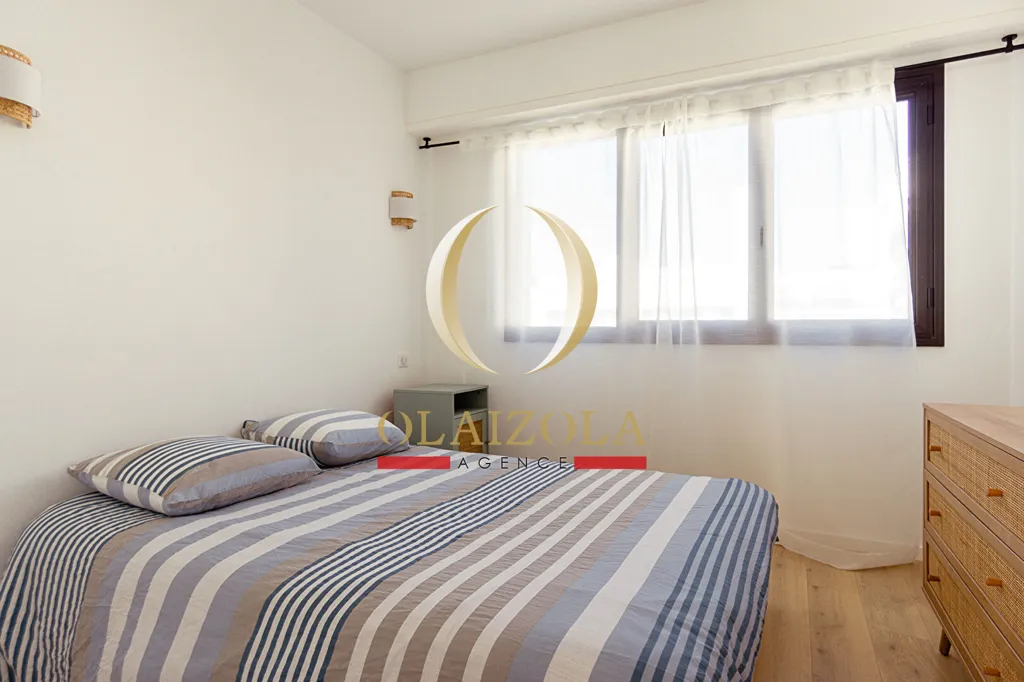 Bedrooms - Renovated Apartment with Balcony in Biarritz