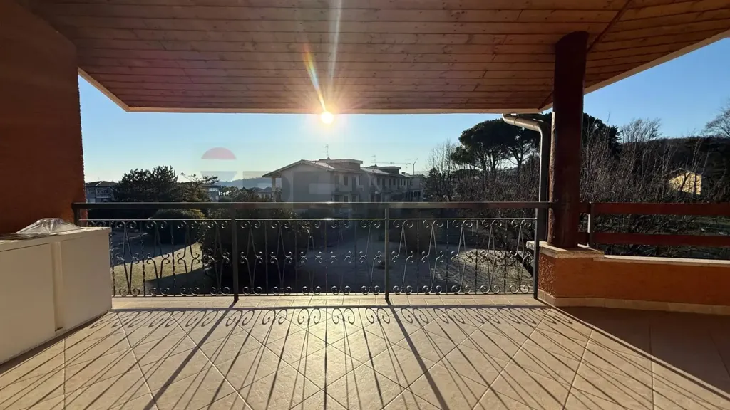 Balcon - Rustic Lakefront Apartment in Padenghe Sul Garda