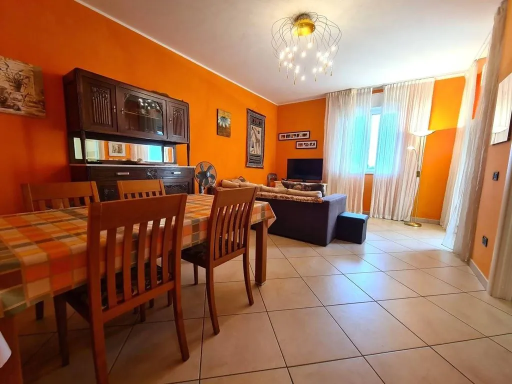 Salle à manger - Luxury Penthouse with Panoramic View in Albenga