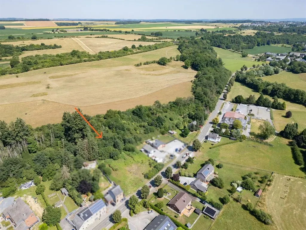 Vue aérienne - Terrain CU2 pour Villas et Appartements à Marche-en-Famenne