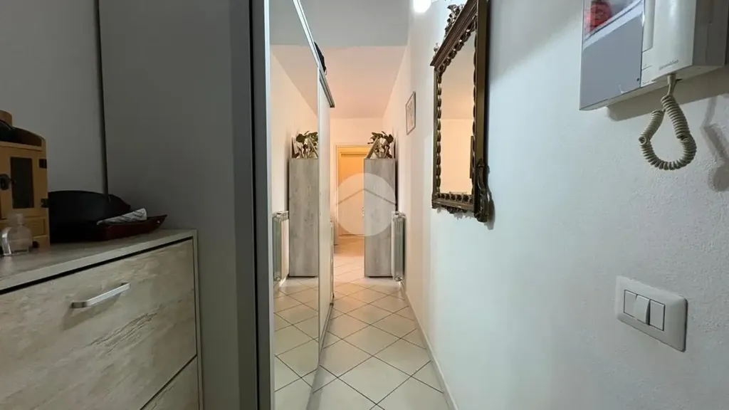 Hallway - Modernised Two-Bedroom Apartment in Florence