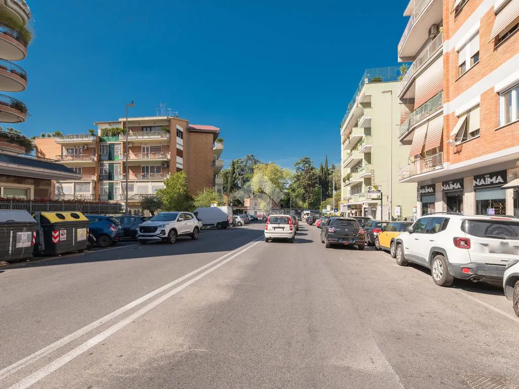 Esterno - Apartment with Panoramic Balcony in Rome