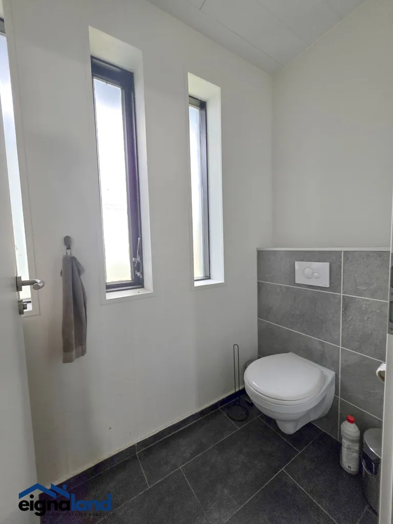 Maison 6 pièces à Borgarnes