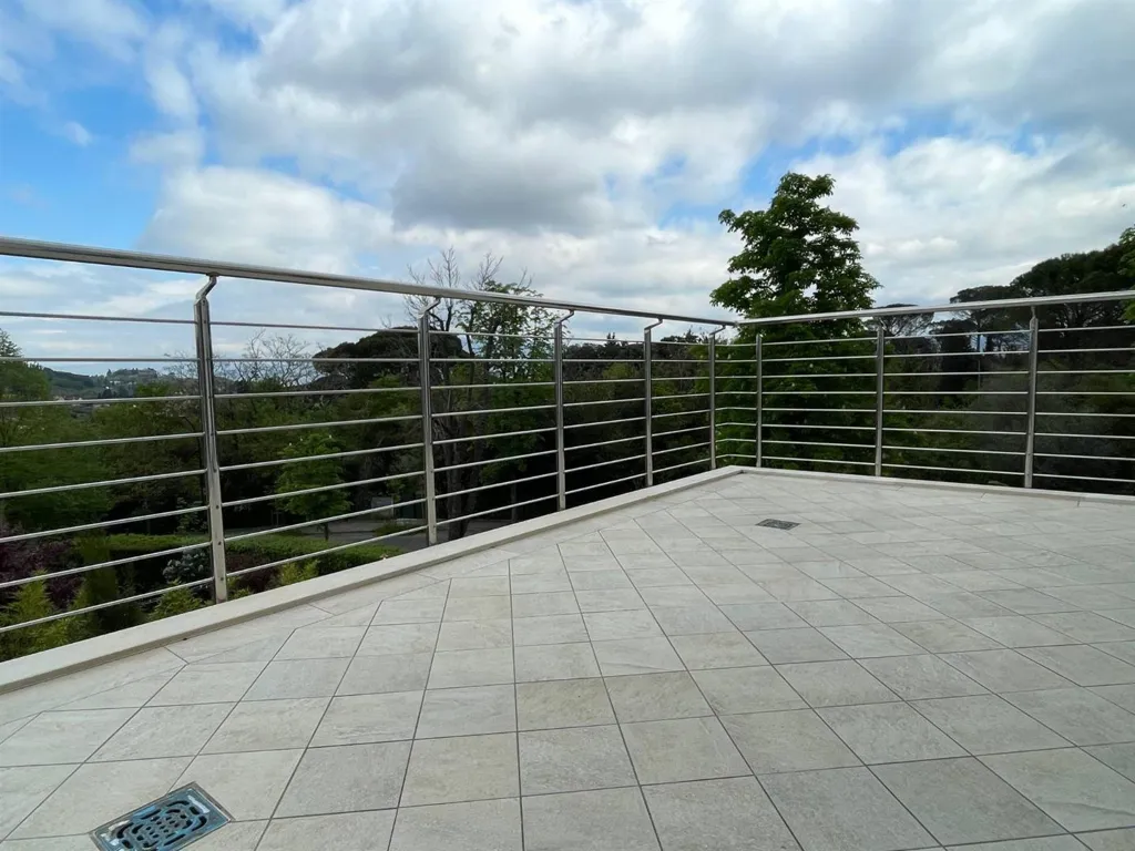 Balcony - Modern Villa with Garden in Poggio Imperiale, Florence