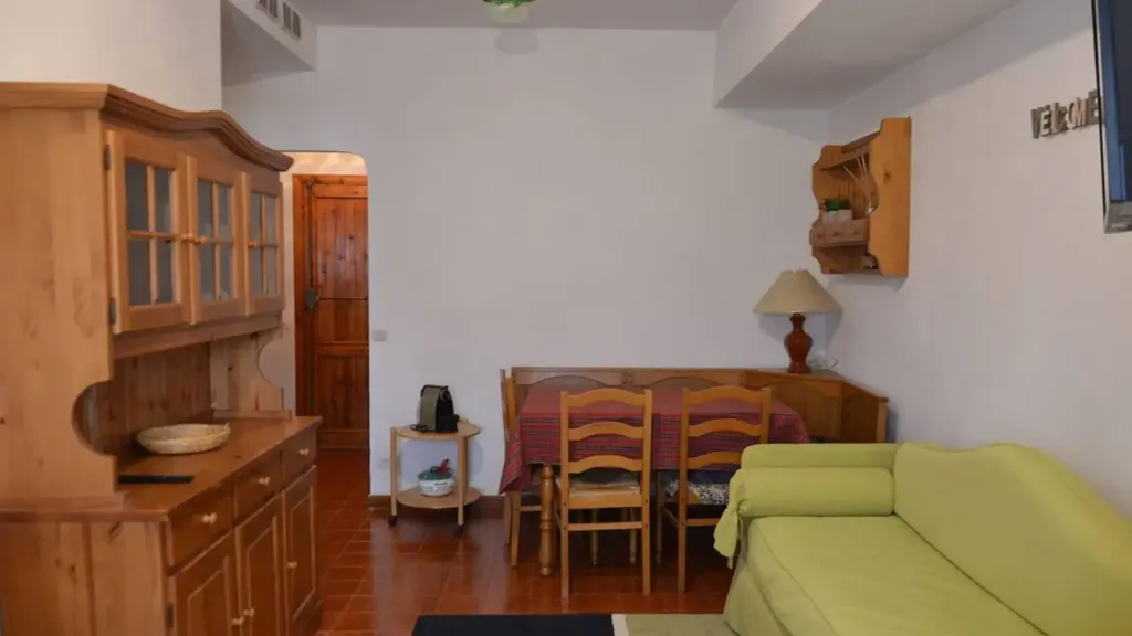 Elutuba - Ground Floor Apartment with Fireplace in Ovindoli