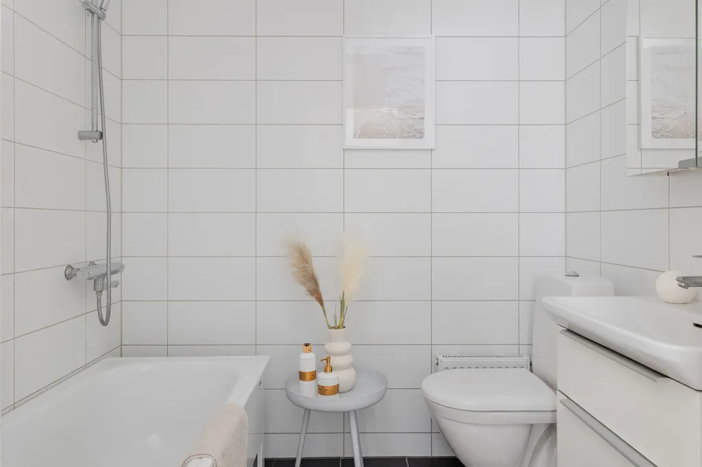 Salles de bain - Apartment with Solar Panels in Vikaholm
