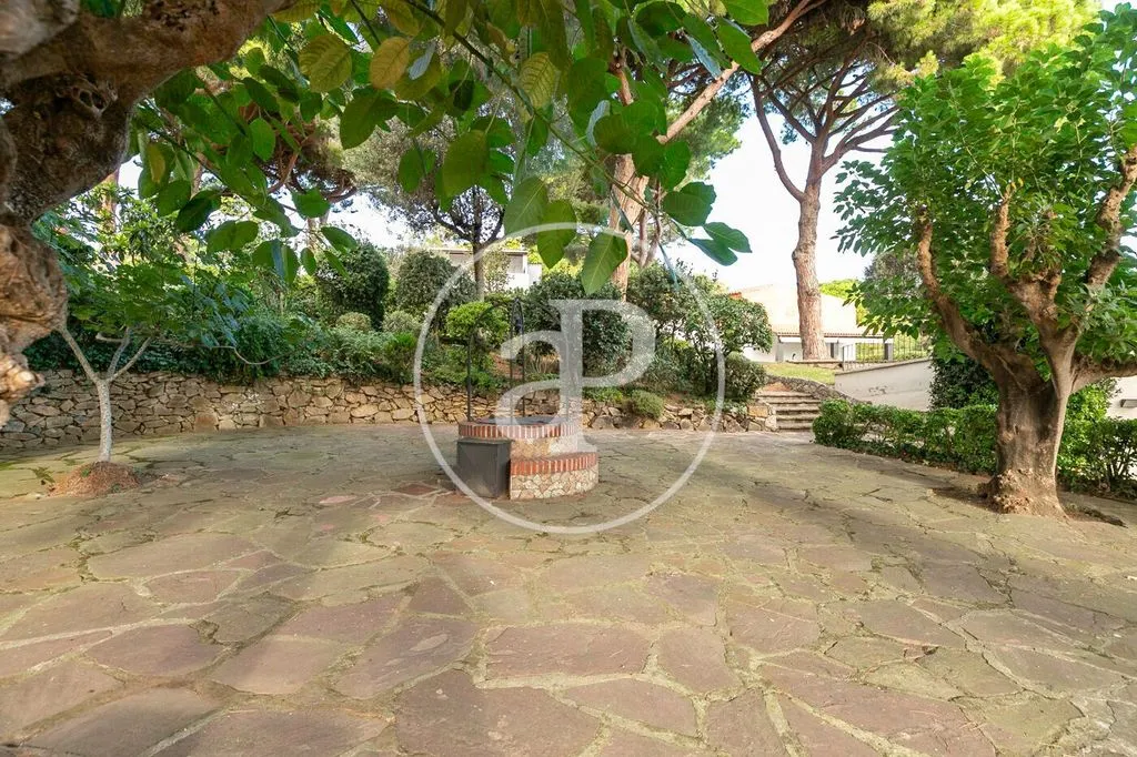 Jardin - Luxury Villa with Pool in Sant Andreu de Llavaneres