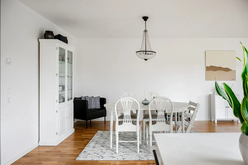 Söögituba - Apartment with Field View in Viby