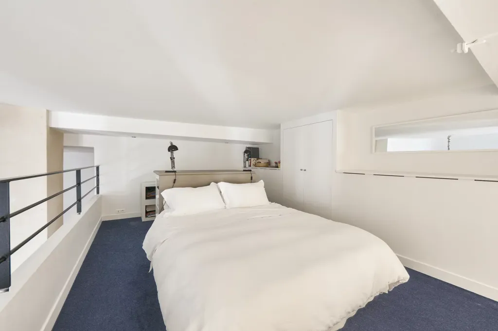Bedrooms - Contemporary Loft in Saint-Louis, Versailles