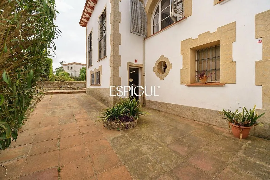 Jardin - Chalet with Pool and Terrace in Alella