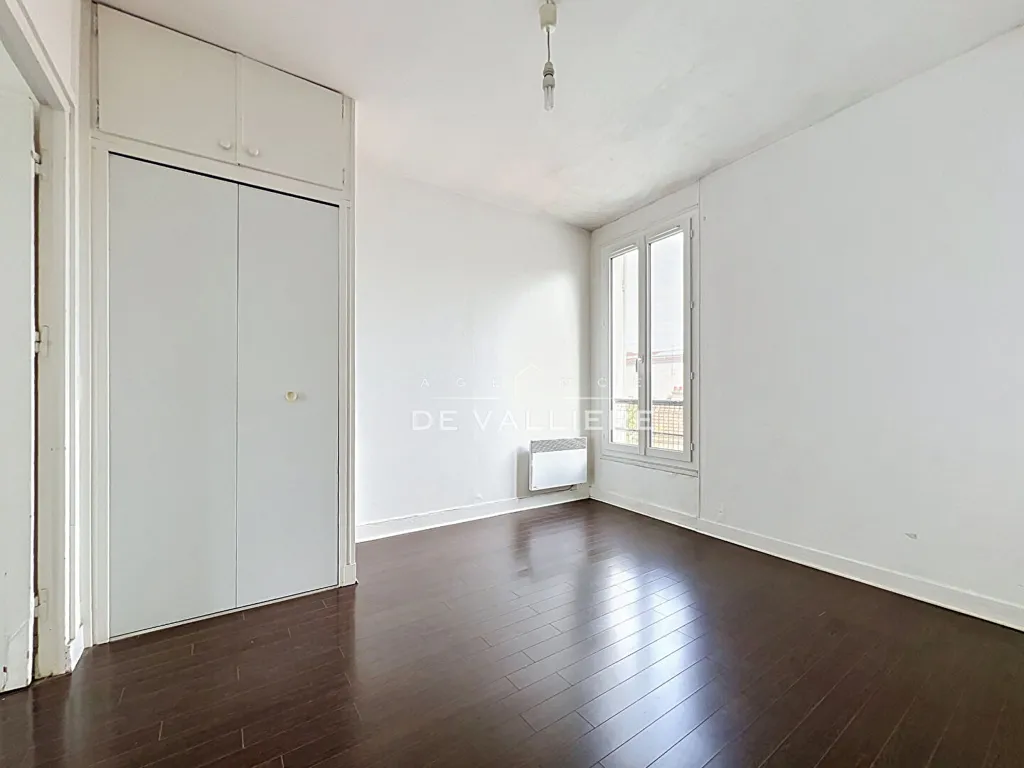 Toad - Flat with Balcony in Nanterre Centre