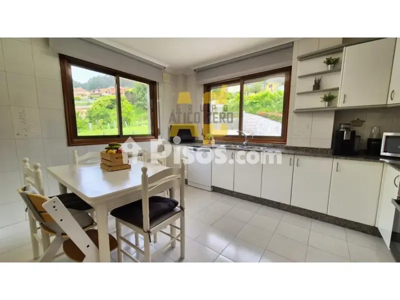 Cuisine - Chalet with Garden in Bembrive, Vigo