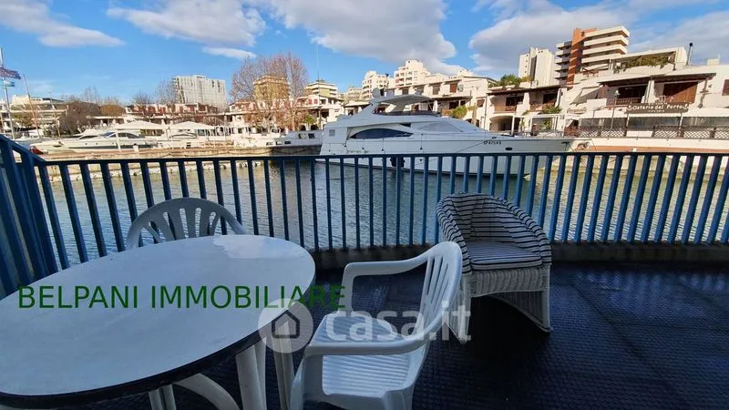 Terrass - Seafront Bilocale with Terrace in Misano Adriatico
