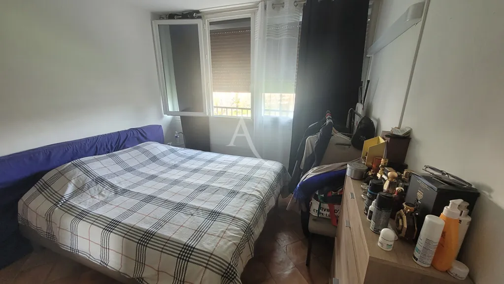 Camere da letto - 3-Bed Flat with Balcony in Grasse