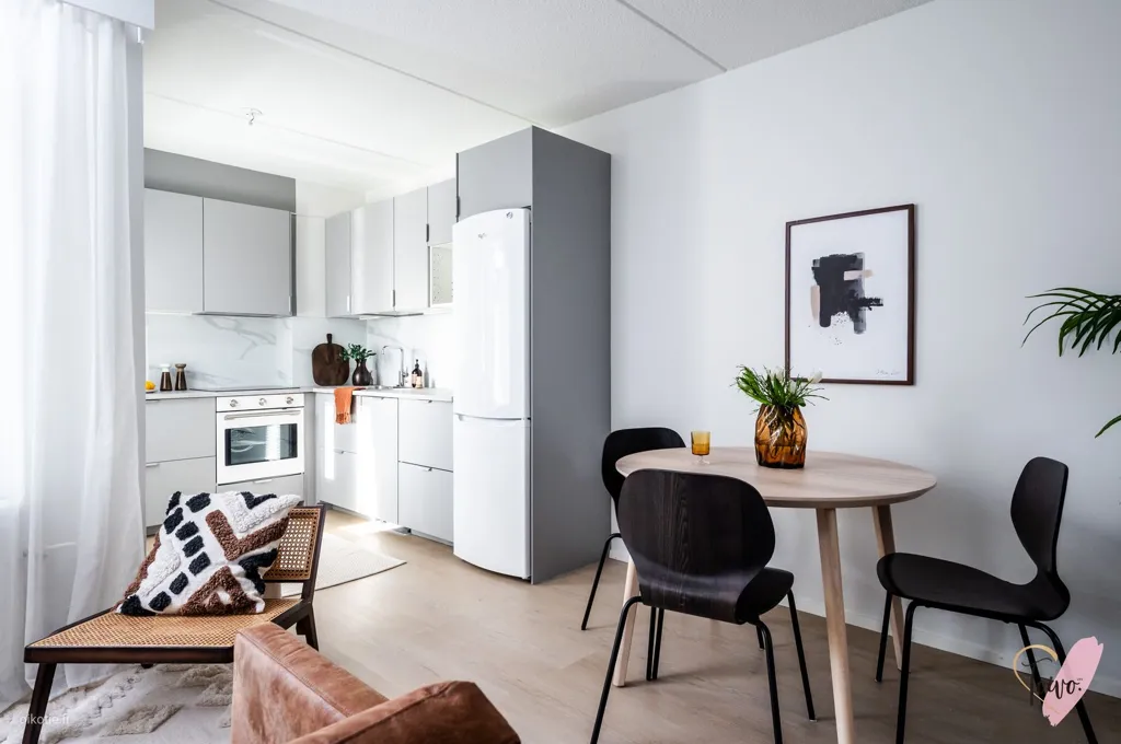 Salle à manger - Modernised Studio with Balcony in Oulu Centre