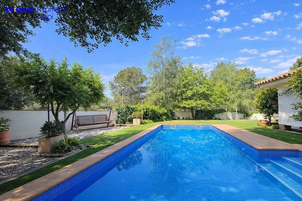 Piscine - Luxury Detached House with Pool in L'Escala