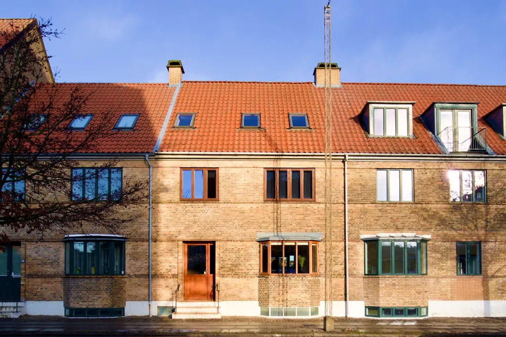 Välivaade - Architectural Row House with Garden in Fuglebakke