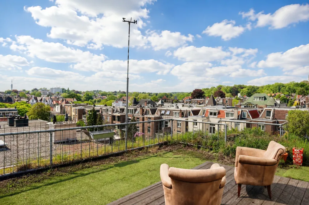Terrasse - Characterful Penthouse with Dachterras in Arnhem