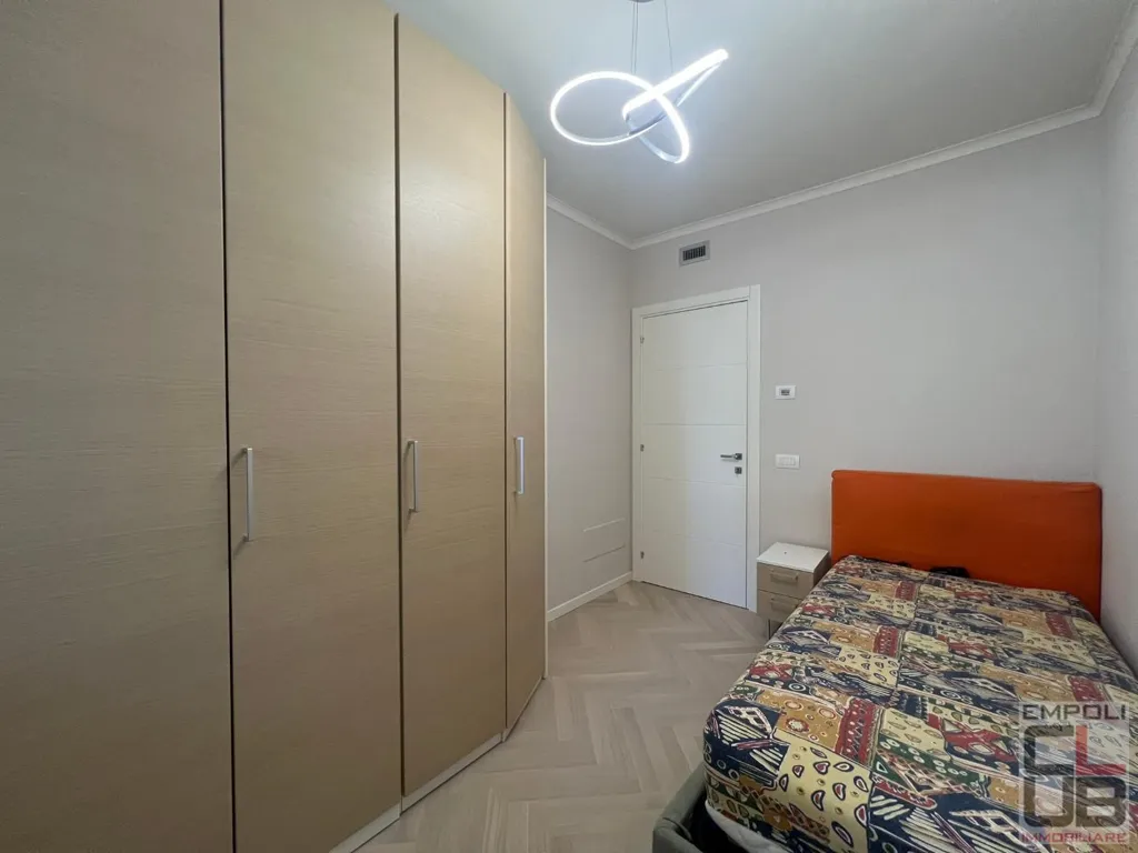Magamistoad - Privately Leased Apartment with Terrace in Empoli